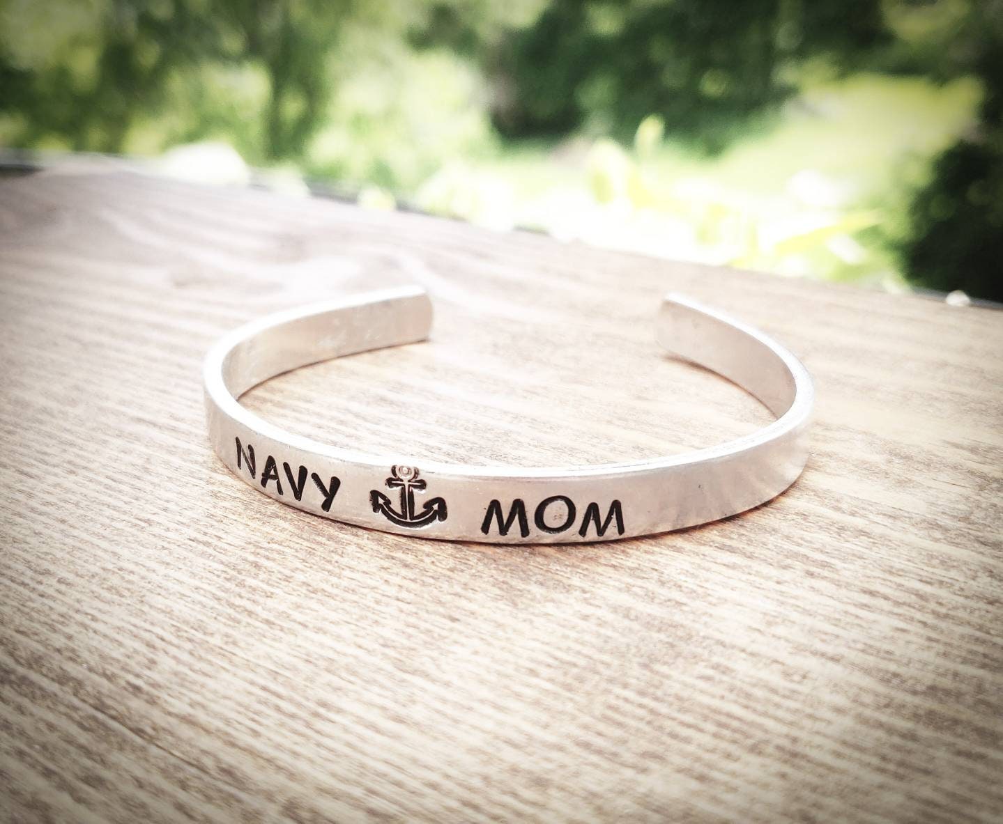Navy Mom Bracelet, Navy Mom Jewelry, Navy Mom Gift, Gift for Navy Mom, Military Mom bracelet, Military Mom Gift, Military Mom Bracelet