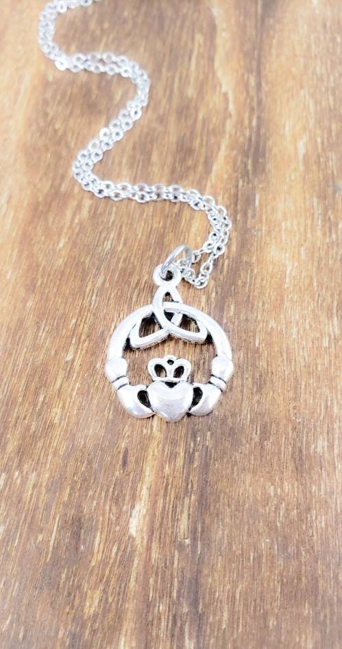 Irish Claddagh Necklace, Irish Jewelry, Irish Gift, Claddagh Jewelry, Silver Claddagh Necklace, Irish Jewelry, Irish Necklace, Claddagh