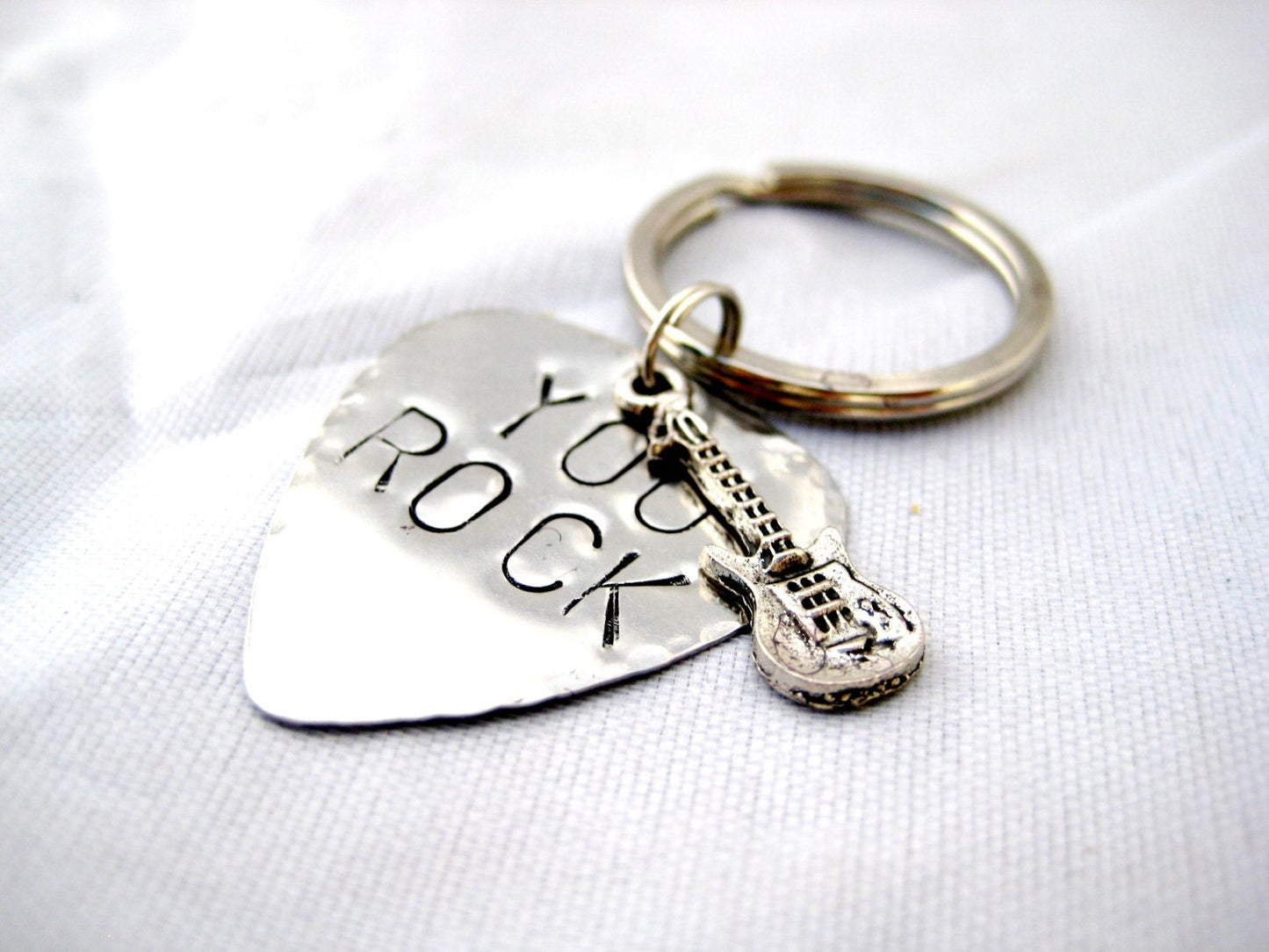 FATHER'S DAY GIFT Guitar Pick, Keychain with Guitar Charm, boyfriend gift, Father's Day Keychain, Music Gift for Him, Custom Keychain