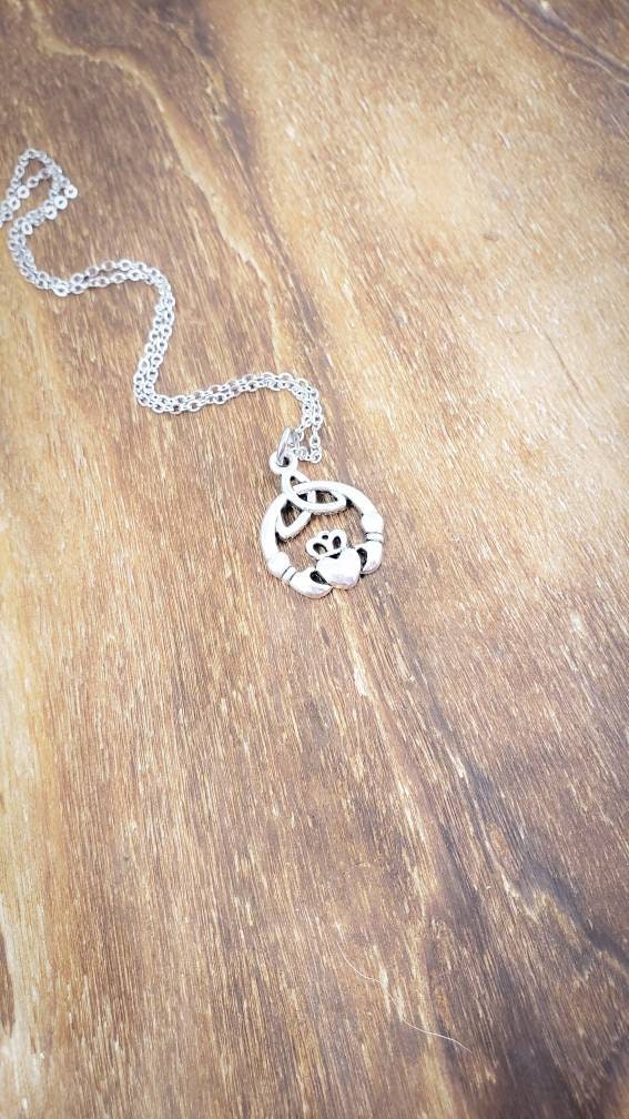 Irish Claddagh Necklace, Irish Jewelry, Irish Gift, Claddagh Jewelry, Silver Claddagh Necklace, Irish Jewelry, Irish Necklace, Claddagh